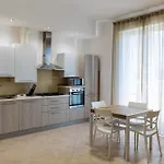 Porto - Elegante Con